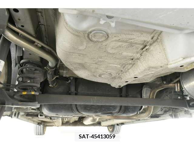 Suzuki SWIFT 2011-12 243522-9