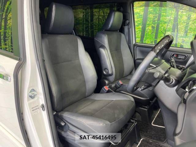 Toyota NOAH 2020-12 332530-8