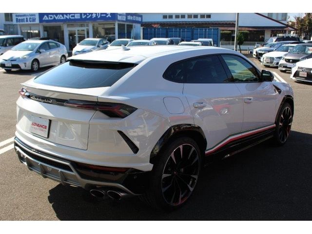 Lamborghini URUS 2019-11 27629-24