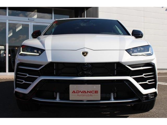Lamborghini URUS 2019-11 27629-9