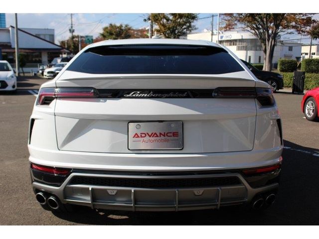 Lamborghini URUS 2019-11 27629-10