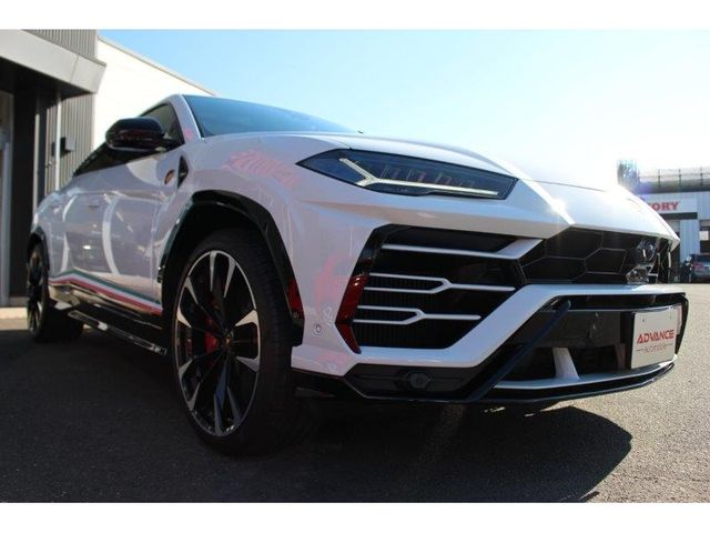 Lamborghini URUS 2019-11 27629-22