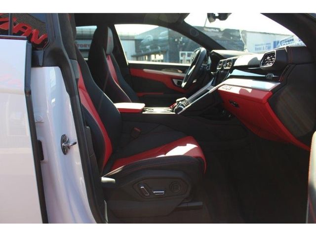 Lamborghini URUS 2019-11 27629-5