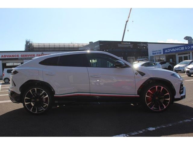 Lamborghini URUS 2019-11 27629-23