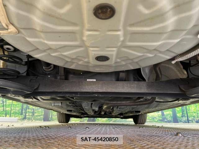 Nissan NOTE 2018-06 255548-19