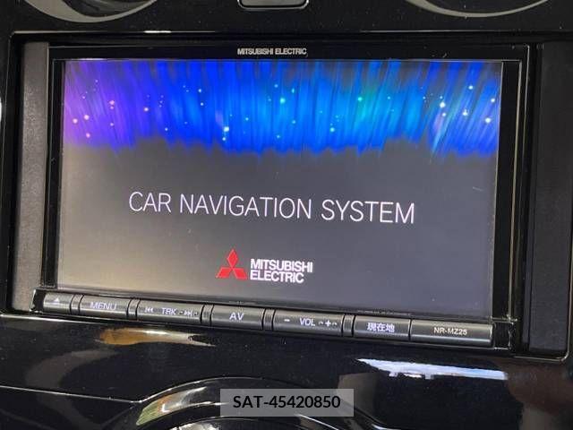 Nissan NOTE 2018-06 255548-3