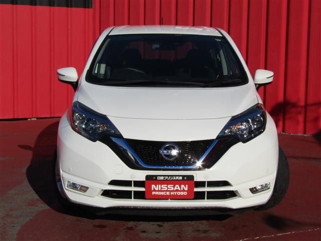 Nissan NOTE 2018-10 192338-23