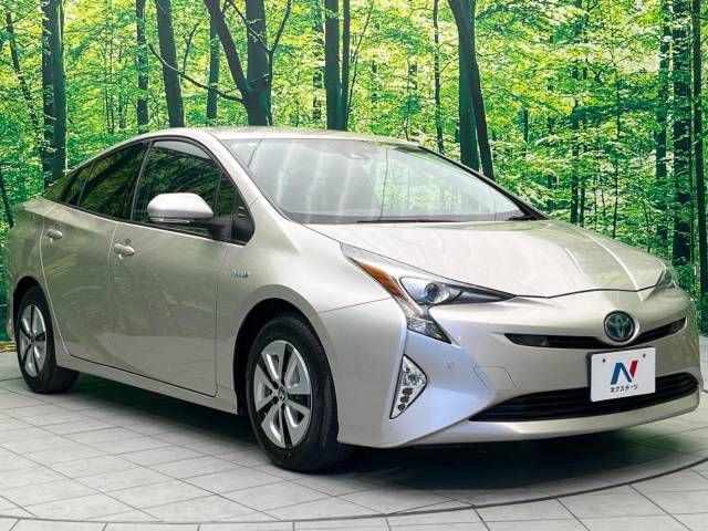 Toyota PRIUS 2016-01 189985-17