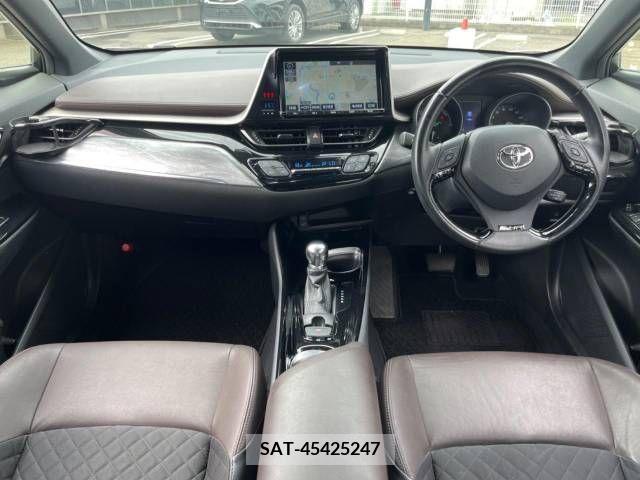 Toyota C-HR 2017-05 343151-1