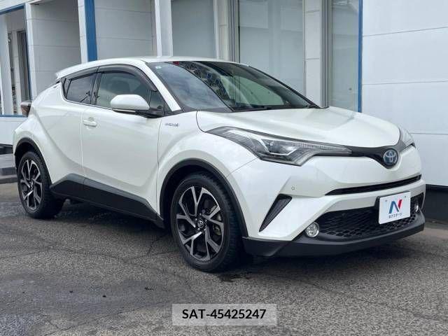 Toyota C-HR 2017-05 343151-16