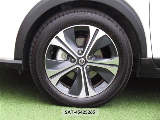 Nissan KICKS 2023-04 214212-8