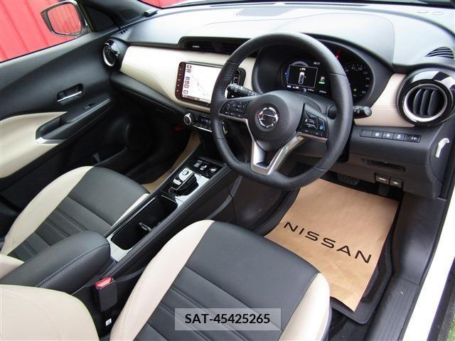 Nissan KICKS 2023-04 214212-5
