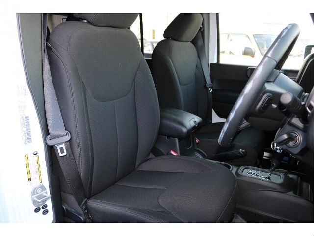 Jeep WRANGLER 2016-01 951-5