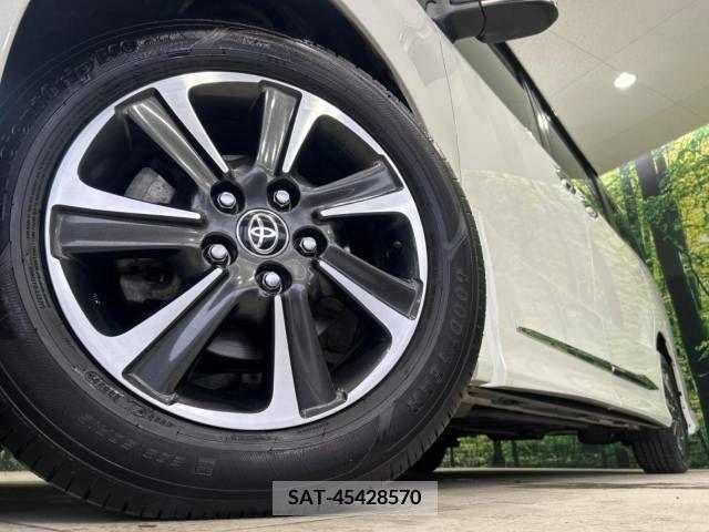 Toyota VOXY 2019-03 321595-14