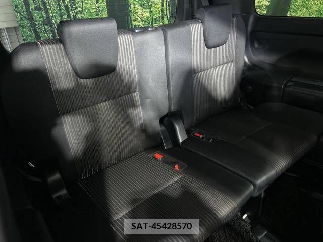 Toyota VOXY 2019-03 321595-10