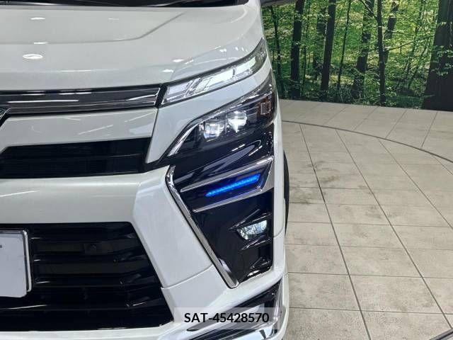 Toyota VOXY 2019-03 321595-13