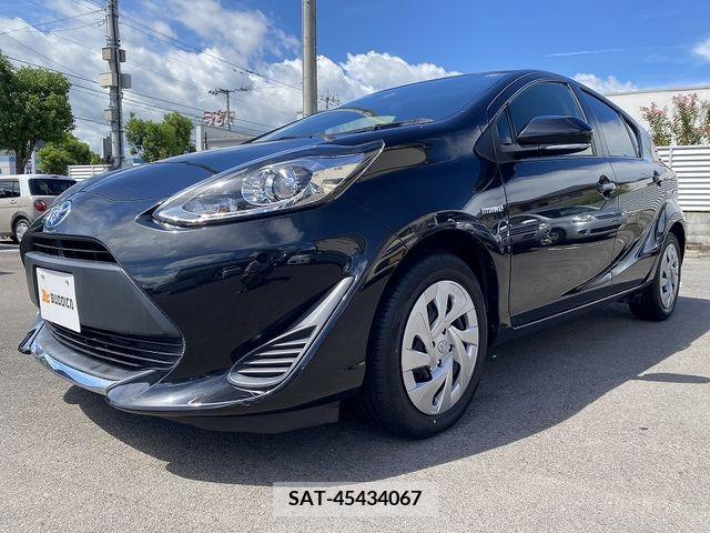 Toyota AQUA 2019-08 395689-3