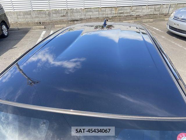 Toyota AQUA 2019-08 395689-23