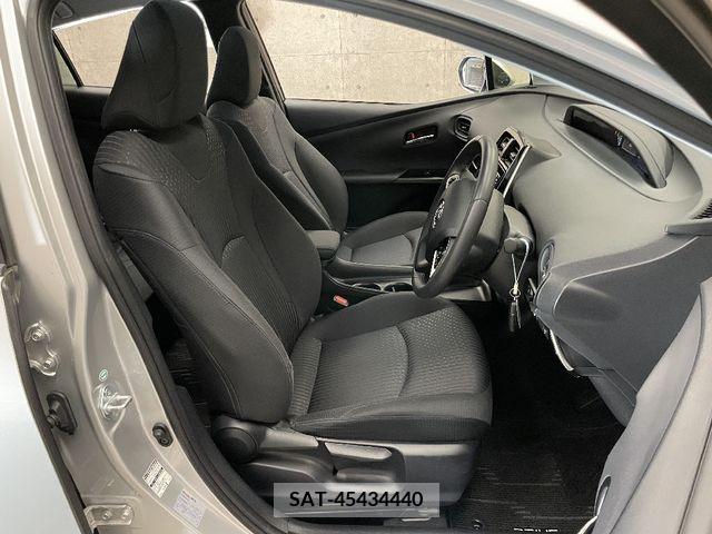 Toyota PRIUS 2016-09 282275-9