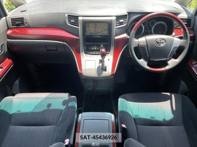 Toyota VELLFIRE 2009-07 369820-1