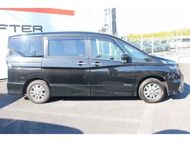 Nissan SERENA 2018-05 191699-6