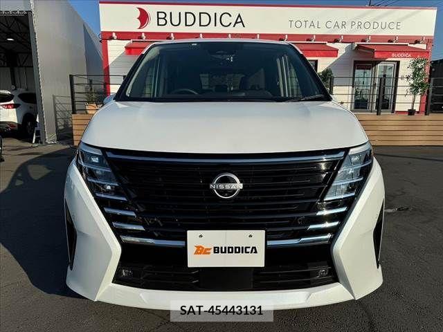 Nissan SERENA 2023-05 367725-8