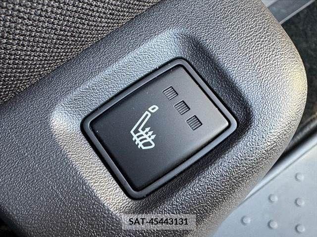 Nissan SERENA 2023-05 367725-29