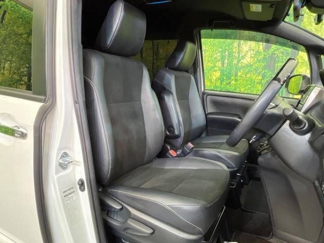 Toyota NOAH 2019-06 26602-8