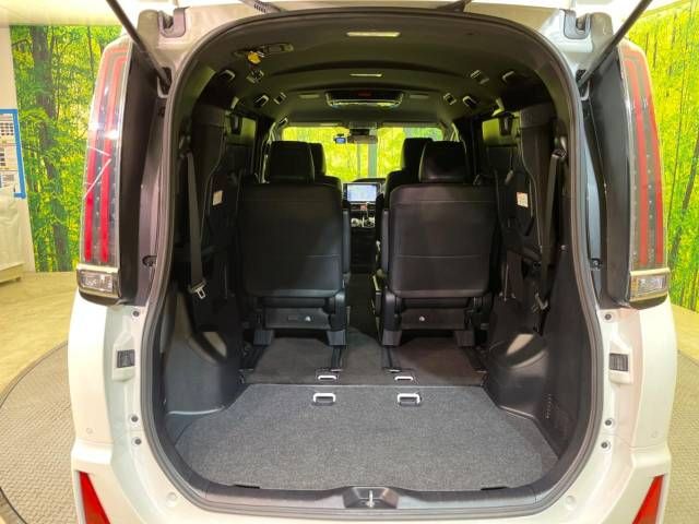 Toyota NOAH 2019-06 26602-11