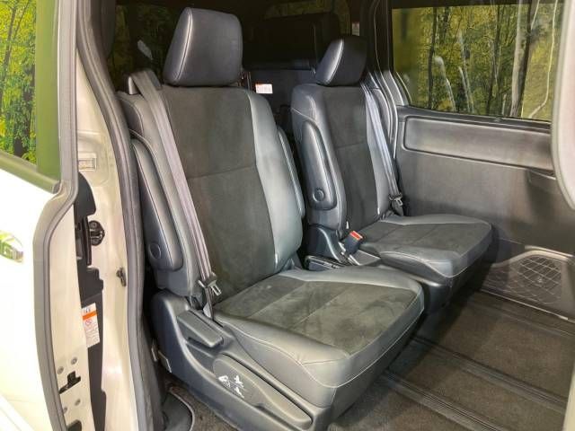Toyota NOAH 2019-06 26602-9