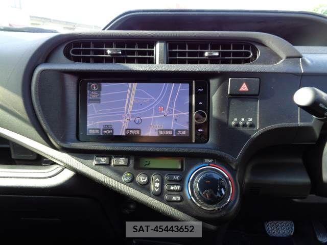 Toyota AQUA 2014-01 260610-4