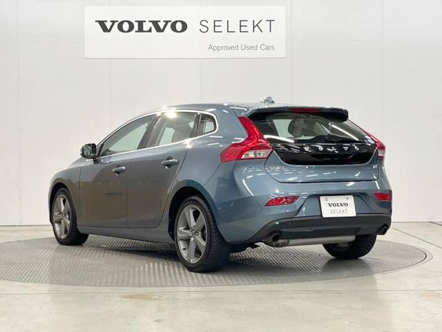 Volvo V40 2013-04 18545-18