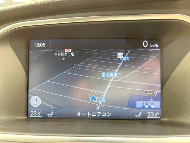 Volvo V40 2013-04 18545-3