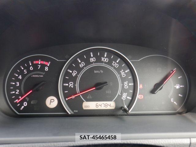 Toyota NOAH 2019-03 330408-7