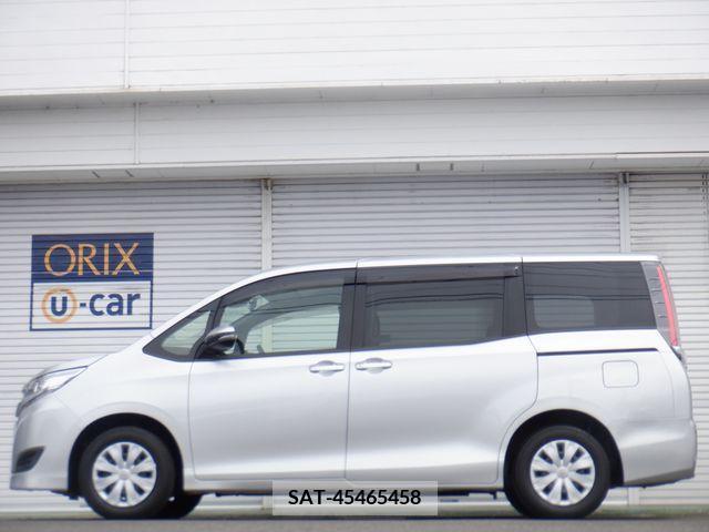 Toyota NOAH 2019-03 330408-22