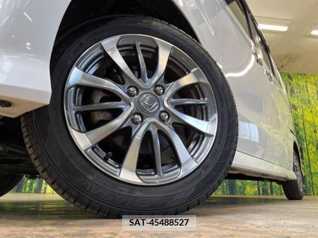 Honda N BOX CUSTOM 2023-03 279249-13
