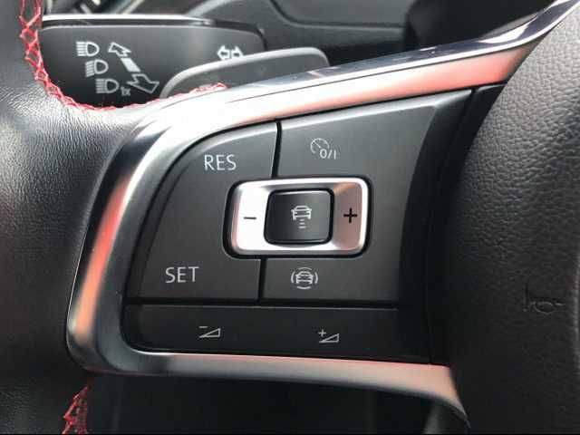 VolksWagen T-ROC 2020-09 21039-7