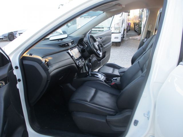 Nissan X-TRAIL 2017-12 184475-11