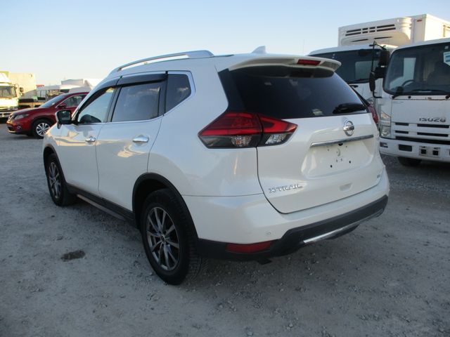Nissan X-TRAIL 2017-12 184475-1