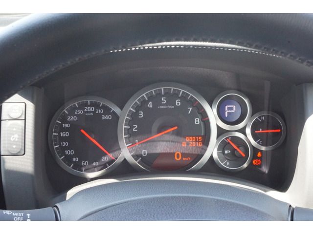 Nissan GT-R 2009-10 22612-17