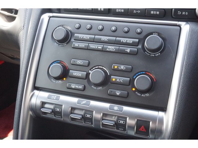 Nissan GT-R 2009-10 22612-13