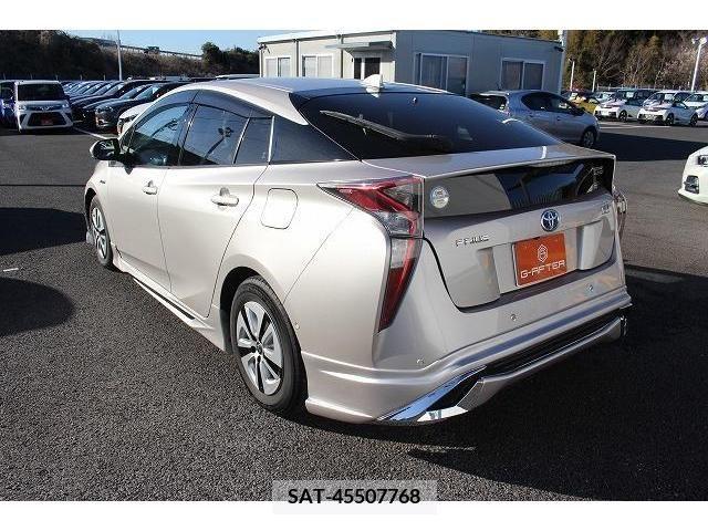 Toyota PRIUS 2016-04 224043-8