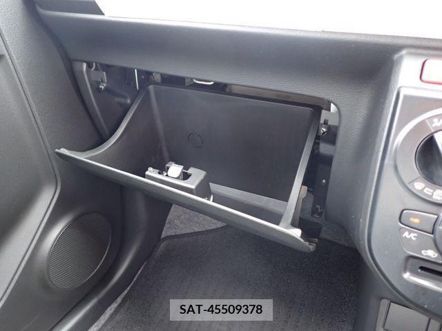 Suzuki ALTO 2017-05 334941-21
