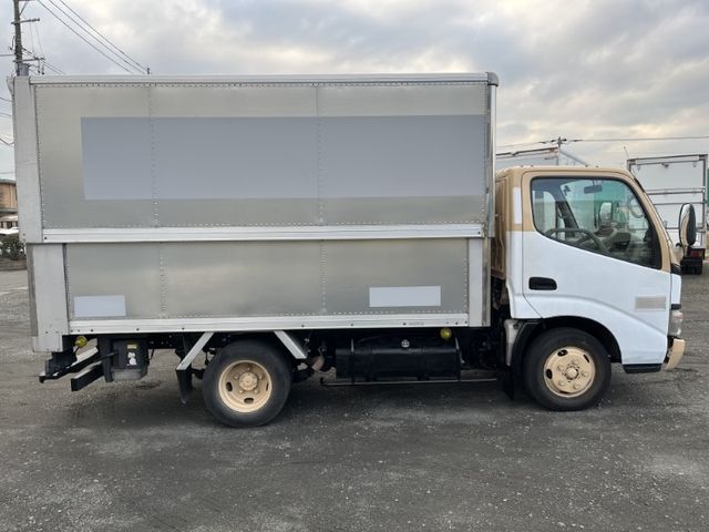 Toyota DYNA TRUCK 2006-11 870-2