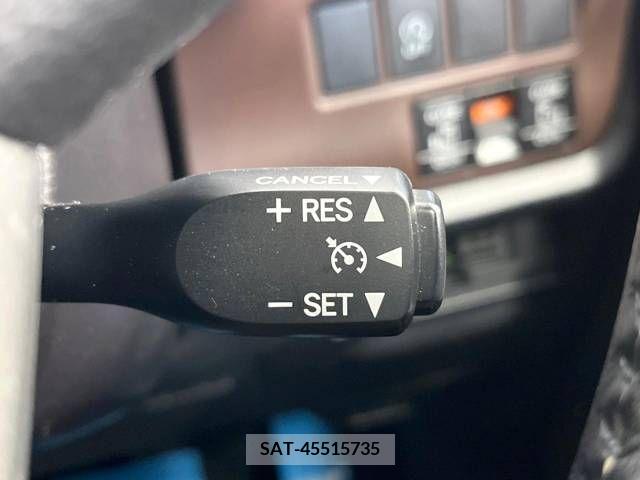 Toyota ESQUIRE 2015-03 223190-6