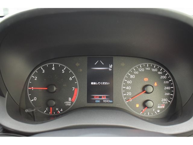 Toyota YARIS 2021-09 5898-18