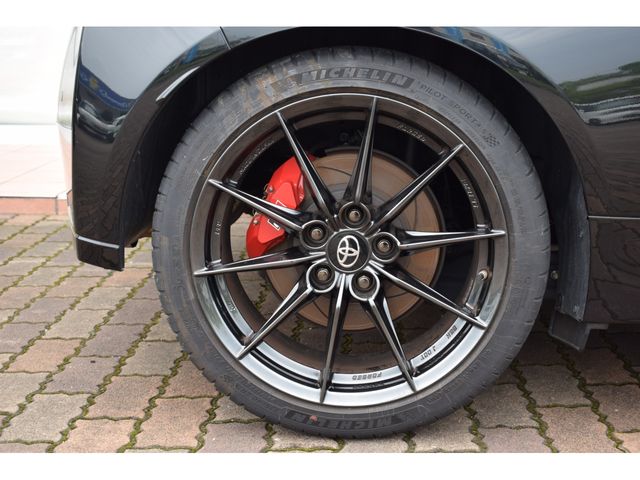 Toyota YARIS 2021-09 5898-24
