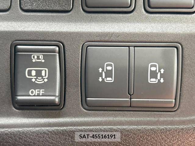 Nissan SERENA 2019-06 325032-6