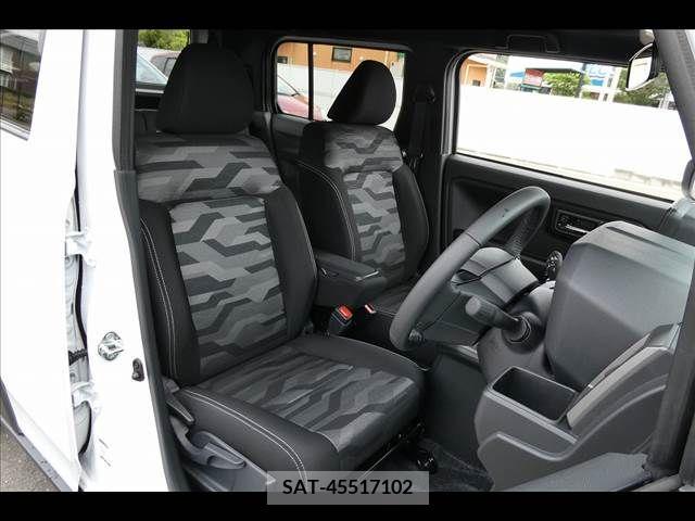 Daihatsu TAFT 2023-09 287767-8