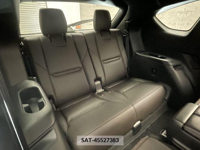 Mazda CX-8 2018-01 390283-12